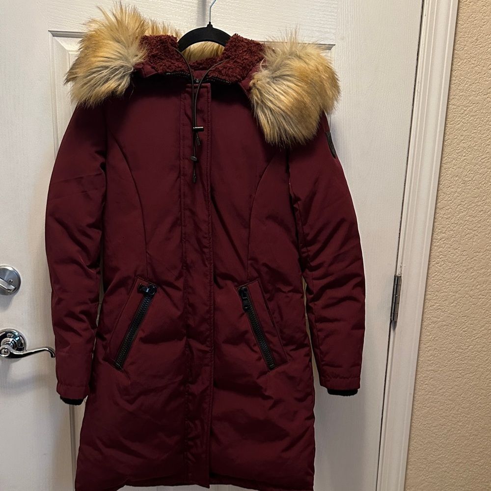 Vince Camuto Burgundy Down Jacket with Hood & Detachable Faux Fur Trim Size XS